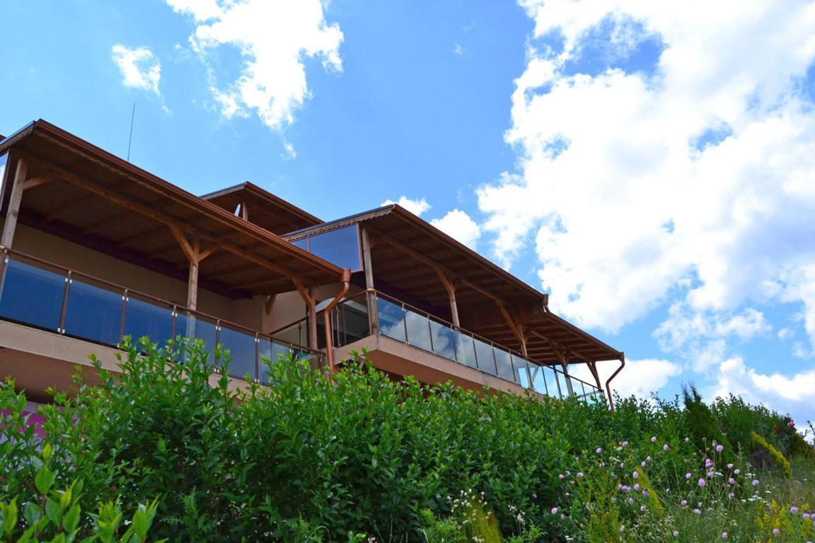 Vip Complex Hotel Сърница Екстериор снимка
