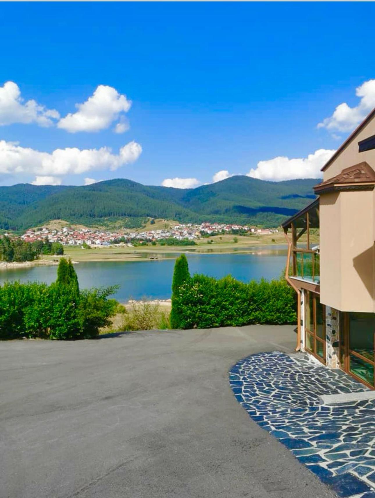 Vip Complex Hotel Сърница Екстериор снимка