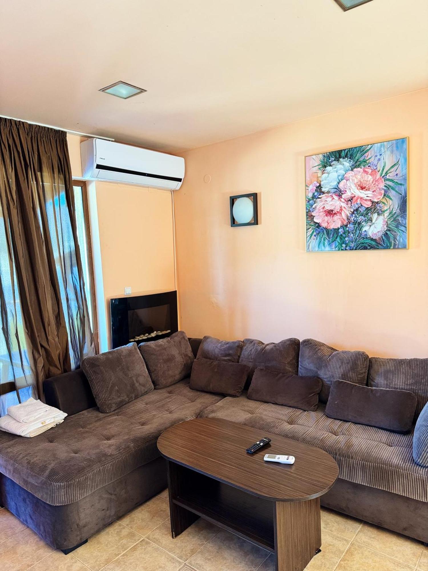 Vip Complex Hotel Сърница Екстериор снимка